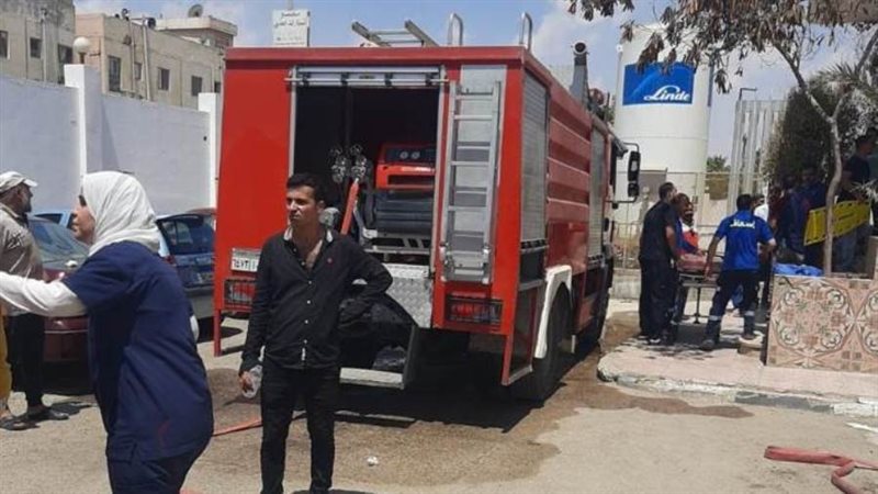خلال إخماد حريق بمستشفى