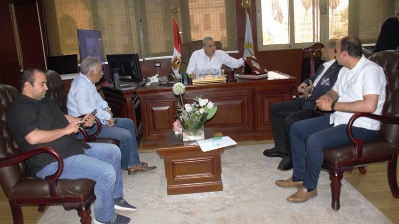 محافظ الغربية خلال