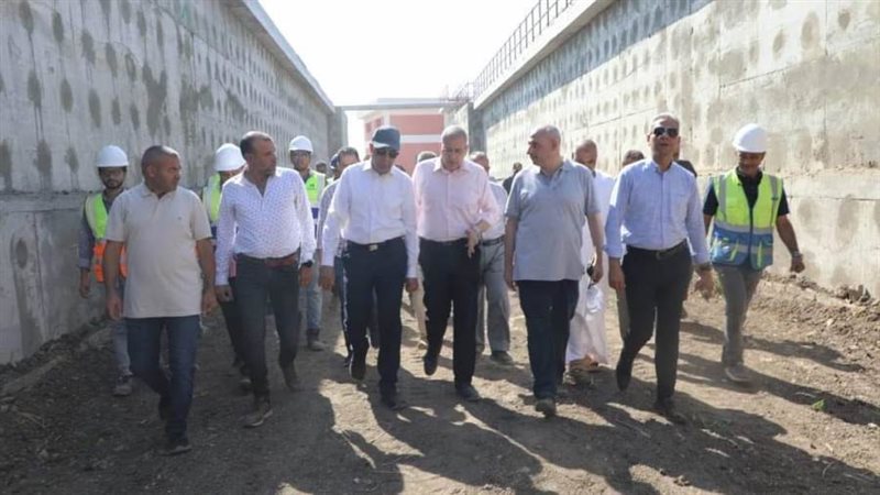 محافظ المنيا يتابع