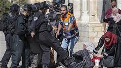 اعتقالات وإخطارات هدم واقتحامات وضرائب وغرامات في القدس