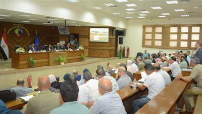 إقامة 5 مشاريع استثمارية بتكلفة 168 مليون جنيه تعمل على توفير 214 فرصة عمل لأبناء المحافظة 