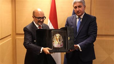 فتحي يستقبل وزير الثقافة والآثار الإيطالي لبحث التعاون بين البلدين