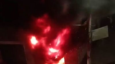 احتفلوا بنتيجة الثانوية فأشعلوا النيران داخل محل أثاث بـ