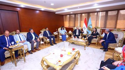 وزيرة التضامن الاجتماعي تستهل زيارتها لمحافظة الغربية بلقاء وزير العمل والمحافظ 