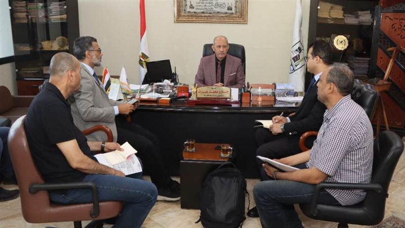 لقاء سكرتير عام محافظة