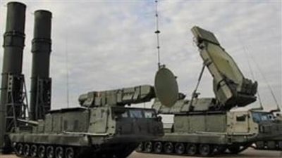 عاجل| معدات دفاع جوي متقدمة تصل إيران.. و