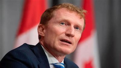 وزير الهجرة الكندي: عصر البرامج غير المحدودة للقدوم إلى البلاد يقترب من نهايته