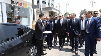 محافظ بني سويف ورئيس حماية المستهلك يتفقدان سيارات الضبطية القضائية التابعة للجهاز‎