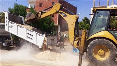 حملات مكبرة للنظافة والإنارة وتسوية الطرق بساقلتة