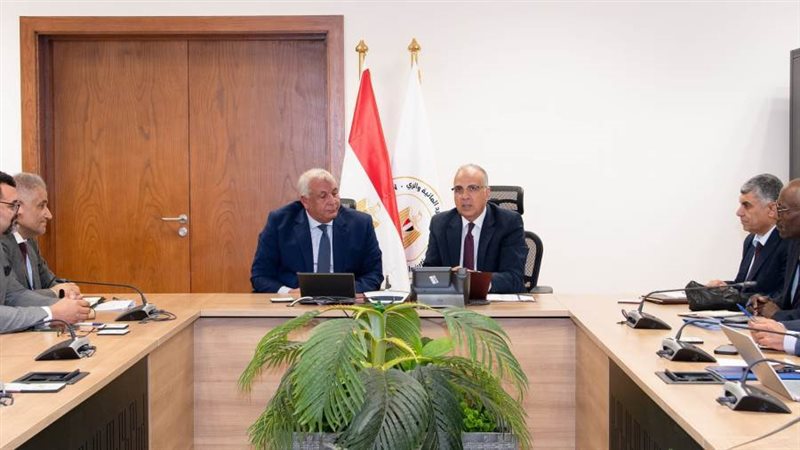 الدكتور سويلم واللواء