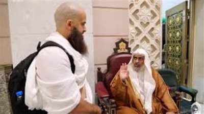الشؤون الدينية بالمسجد الحرام والمسجد النبوي تفعّل برنامج إجابة السائلين في الحرمين