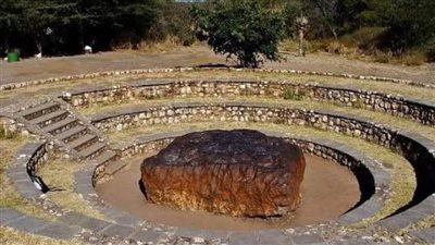 هوبا: أكبر نيزك حديدي على وجه الأرض.. تعرف على مكتشفه