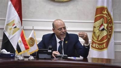 نقابة السياحة ترحب بقرار وزير العمل