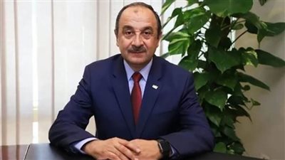 وزير قطاع الأعمال يشدد على تكثيف العمل لإنجاز مشروع تطوير مجمع مصانع 