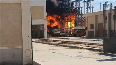 السيطرة على حريق بمحول كهرباء بغرب إيتاى البارود بسبب ماس كهربائي بأحد المغذيات 