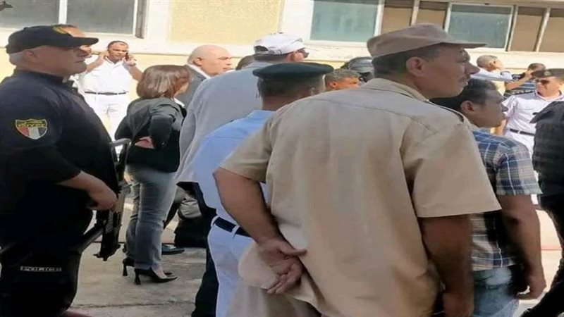 محافظ البحيرة والسكرتير