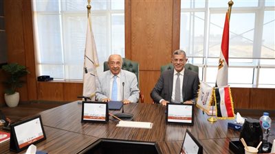 نقيب المهندسين يوقع بروتوكول تعاون مع وكالة الفضاء المصرية