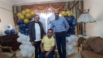 مجموعه أعلى من الأول على الجمهورية.. حكاية «عمر ضياء» ابن أسيوط من ذوي الهمم