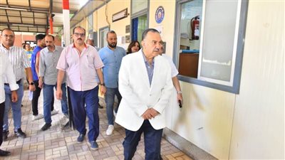 محافظ أسيوط يتفقد سير العمل بمستشفى الحميات ومكتب صحة أول بحي غرب 