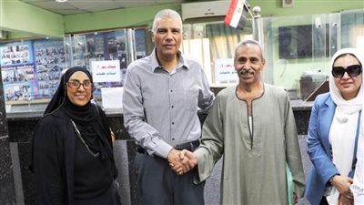  محافظ أسوان يتابع آلية إنهاء إجراءات التصالح في مخالفات البناء