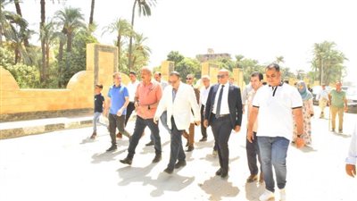 محافظ أسيوط يتفقد اعمال تطوير كورنيش وميادين مدينة البداري ضمن مشروعات الخطة الاستثمارية