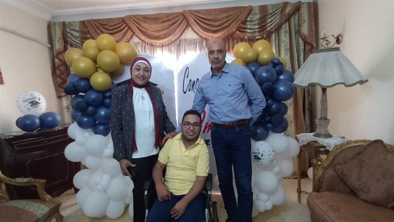 الطالب مع أسرته