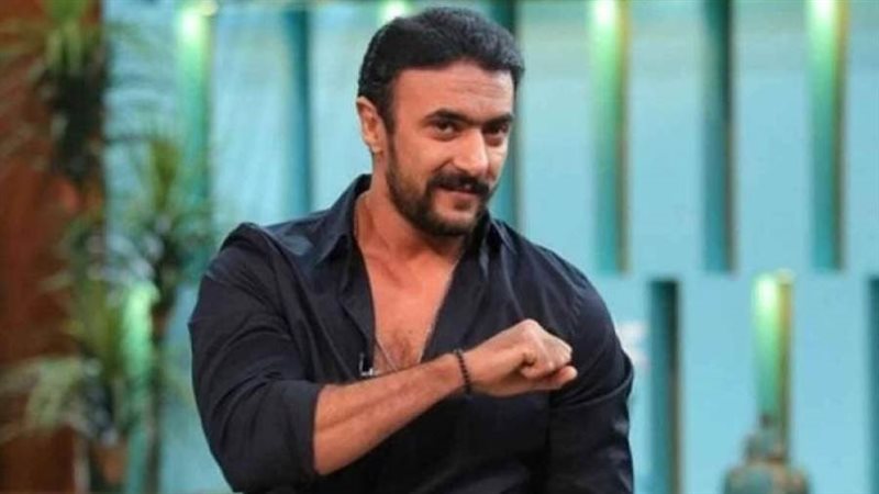 الفنان أحمد العوضي