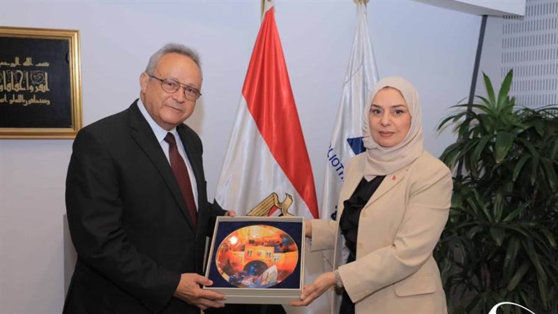 سفيره البحرين في