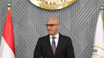 عبد اللطيف: خمس مواد فقط لكل الشعب بالثانوية العامة 