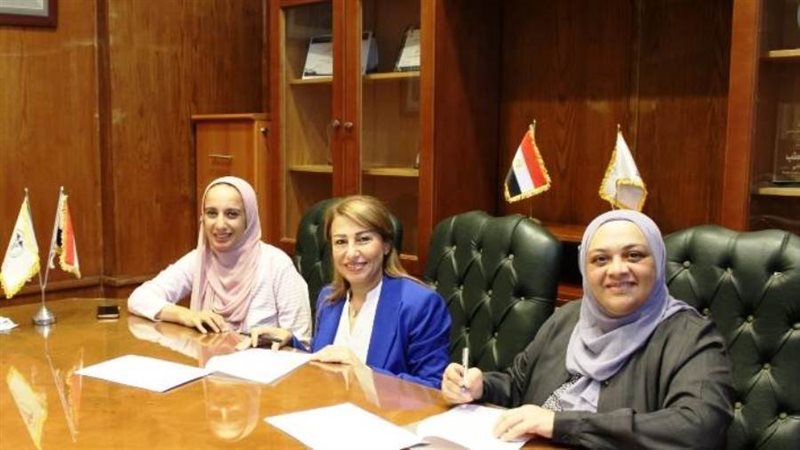 خلال توقيع بروتوكول