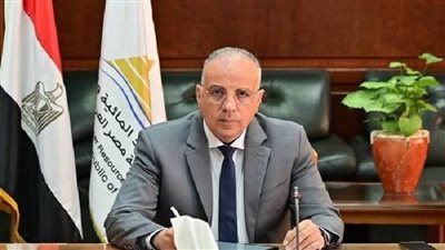 وزير الري يبحث مع محافظ القليوبية تعظيم الاستفادة من أملاك الري بنطاق المحافظة