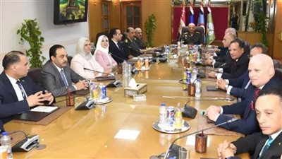 وزير الدفاع يلتقى أعضاء لجنة الدفاع والأمن القومي بمجلس النواب