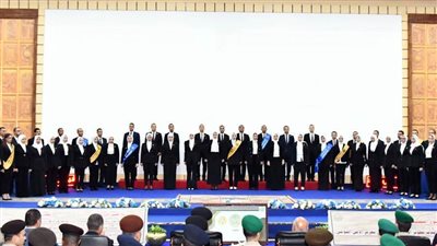 الأكاديمية العسكرية المصرية تحتفل بتخرج دورات جديدة من العاملين