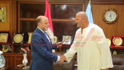 تقنين 5 عقود تقنين أراضي أملاك الدولة للمستفيدين لتصل عقود التقنين 1091 عقدًا