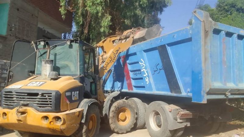 جانب من حملات النظافة