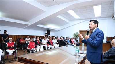 أشرف صبحي: قلوبنا مع البعثة المصرية في دورة الألعاب البارالمبية