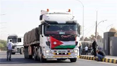 الأردن: عبور 118 شاحنة جديدة من المساعدات الإنسانية إلى غزة