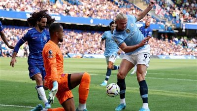 هالاند يعاقب كوكوريلا ويقود مانشستر سيتي لإفتتاحية مثالية بالموسم الجديد 