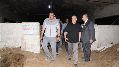 خلال جولة ليلية.. محافظ أسيوط يتفقد أعمال تطوير محطة الثروة الحيوانية ببني مر بالفتح