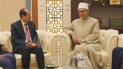 مفتي الجمهورية يستقبل رئيس لجنة الشئون الدينية بمجلس الشيوخ لتهنئته بتولي مهام منصبه الجديد