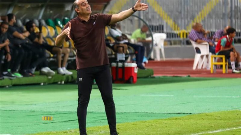 الكابتن علي ماهر