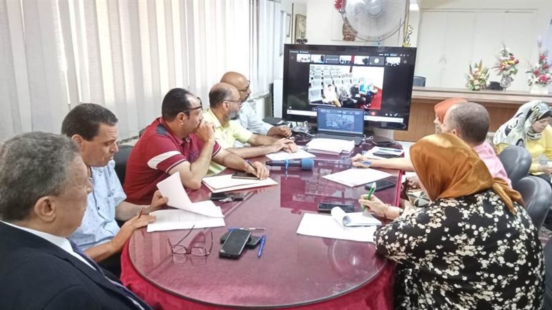 عبر الفيديو كونفرانس