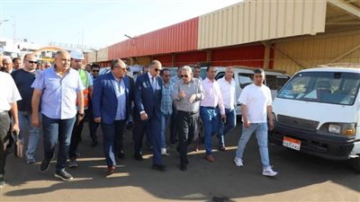 محافظ المنيا يفتتح مجمع مواقف سيارات الأجرة بملوي