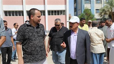 رئيس مياه أسيوط يتفقد محطة رفع صرف صحي ديروط «2» تمهيدًا لاستلامها نهائيًا