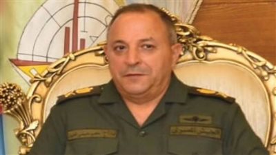 محافظ بورسعيد يؤكد أهمية إنشاء المجمعات الصناعية الجديدة تماشيًا مع خطة الدولة