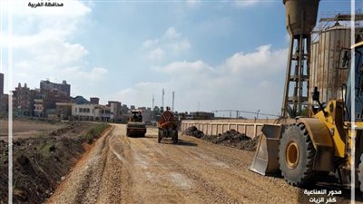 بالصور.. محافظ الغربية يتابع أعمال المحاور المرورية والرصف فى 4 مراكز