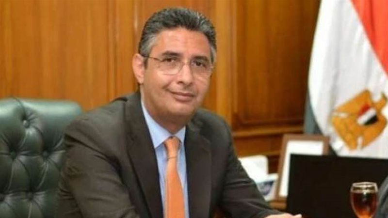 وزير التموين والتجارة