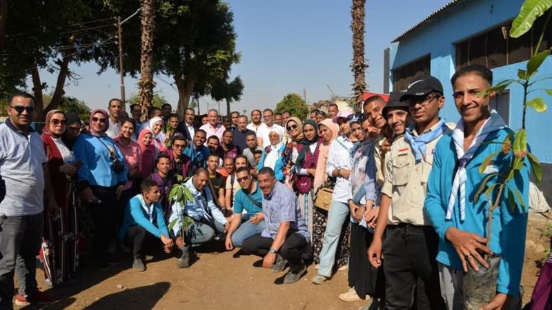 محافظ أسيوط يشهد