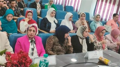 جامعة دمنهور تواصل ندواتها التعريفية 