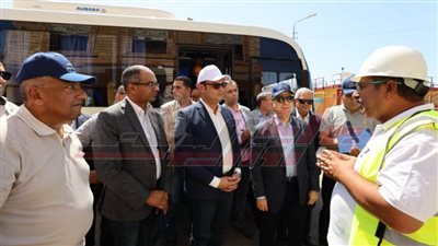 وزير الإسكان ومحافظ كفر الشيخ يتفقدان محطة مياه شمال مطوبس